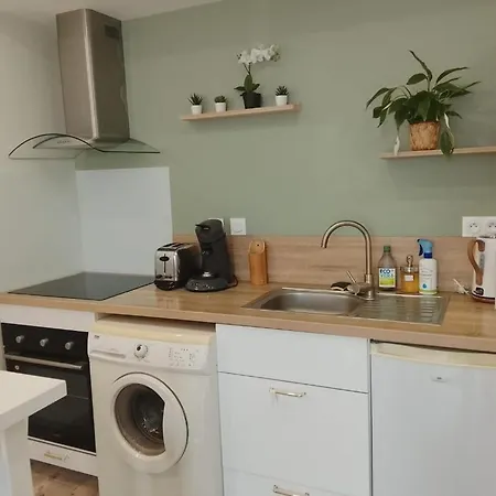 Апартаменты T2 Nid Serein, Jardin, Calme, Proche Centre-ville, Port, Plages Курсёль-сюр-Мер