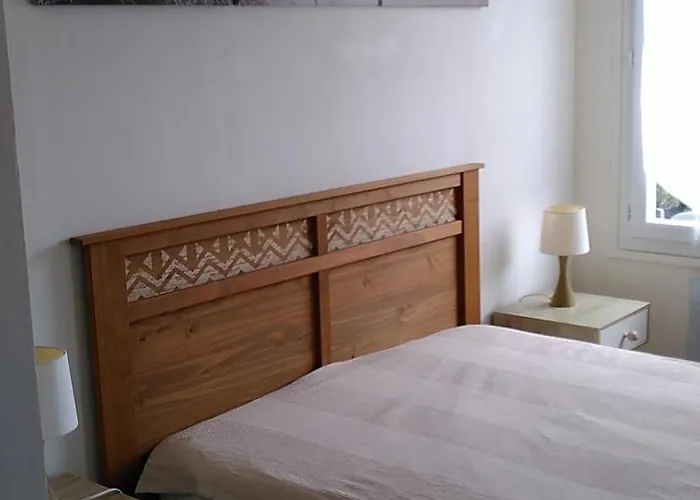 T2 Nid Serein, Jardin, Calme, Proche Centre-ville, Port, Plages Апартаменты *