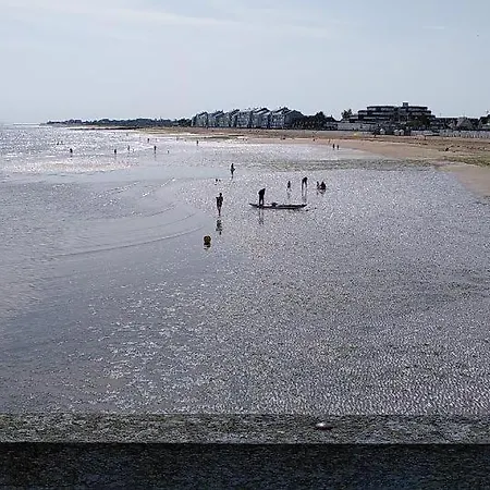 T2 Nid Serein, Jardin, Calme, Proche Centre-ville, Port, Plages * Courseulles-sur-Mer